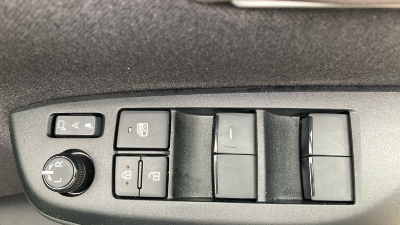 Toyota Yaris Cross 1.5 Hybrid Excel 5dr CVT Hybrid Estate